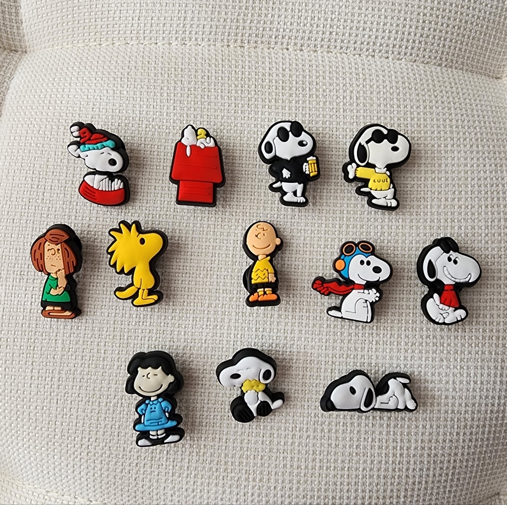 12 PIECE SNOOPY Shoe Charms For CROCS